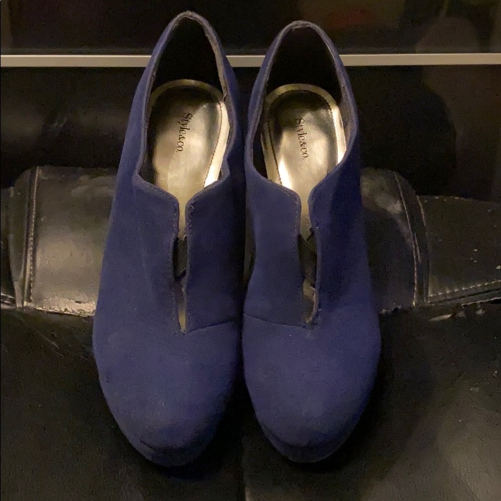 Style & Co ankle booties
